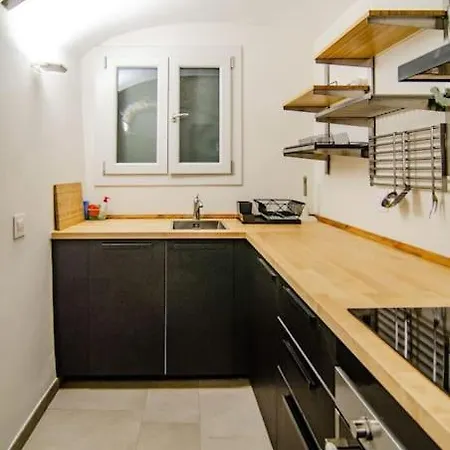 Naviglio 31 Apartament *